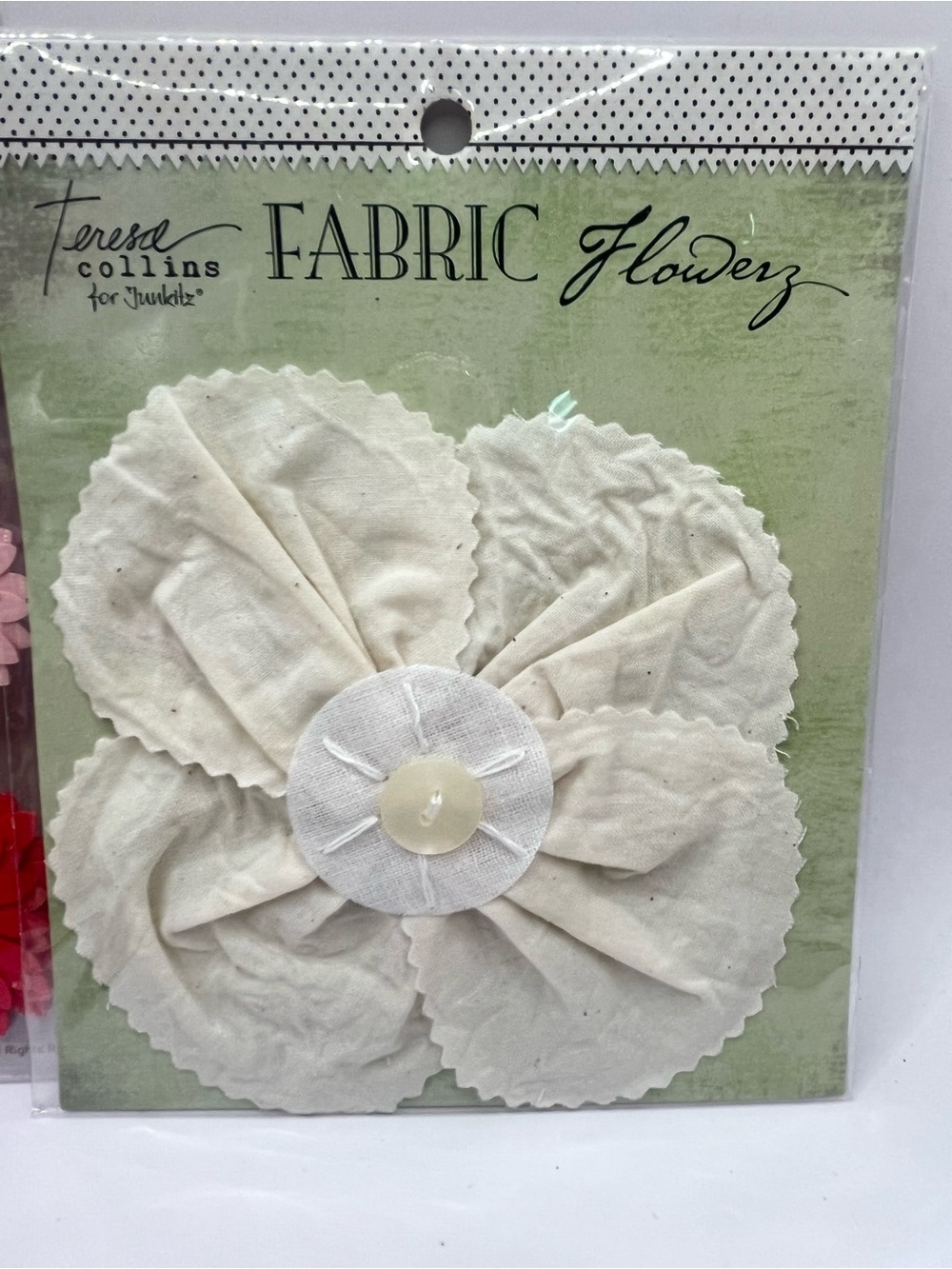 Craft/Scrapbooking Assorted Floral Embellishments Lot - Picture 6 of 7